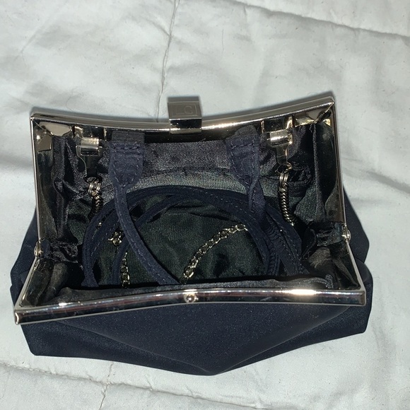 LC Liz Claiborne purse navy blue silver - Picture 9 of 10